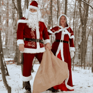 Professioneller Weihnachtsmann und Weihnachtsfrau als Überraschung für einen Geburtstag und Familienfeier zur Weihnachtszeit in Nürnberg.